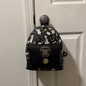 NWT Loungefly Harry Potter Wizarding World backpack/purse